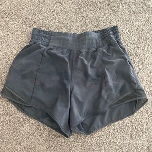 Lululemon Hotty Hot High Rise Shorts 4”